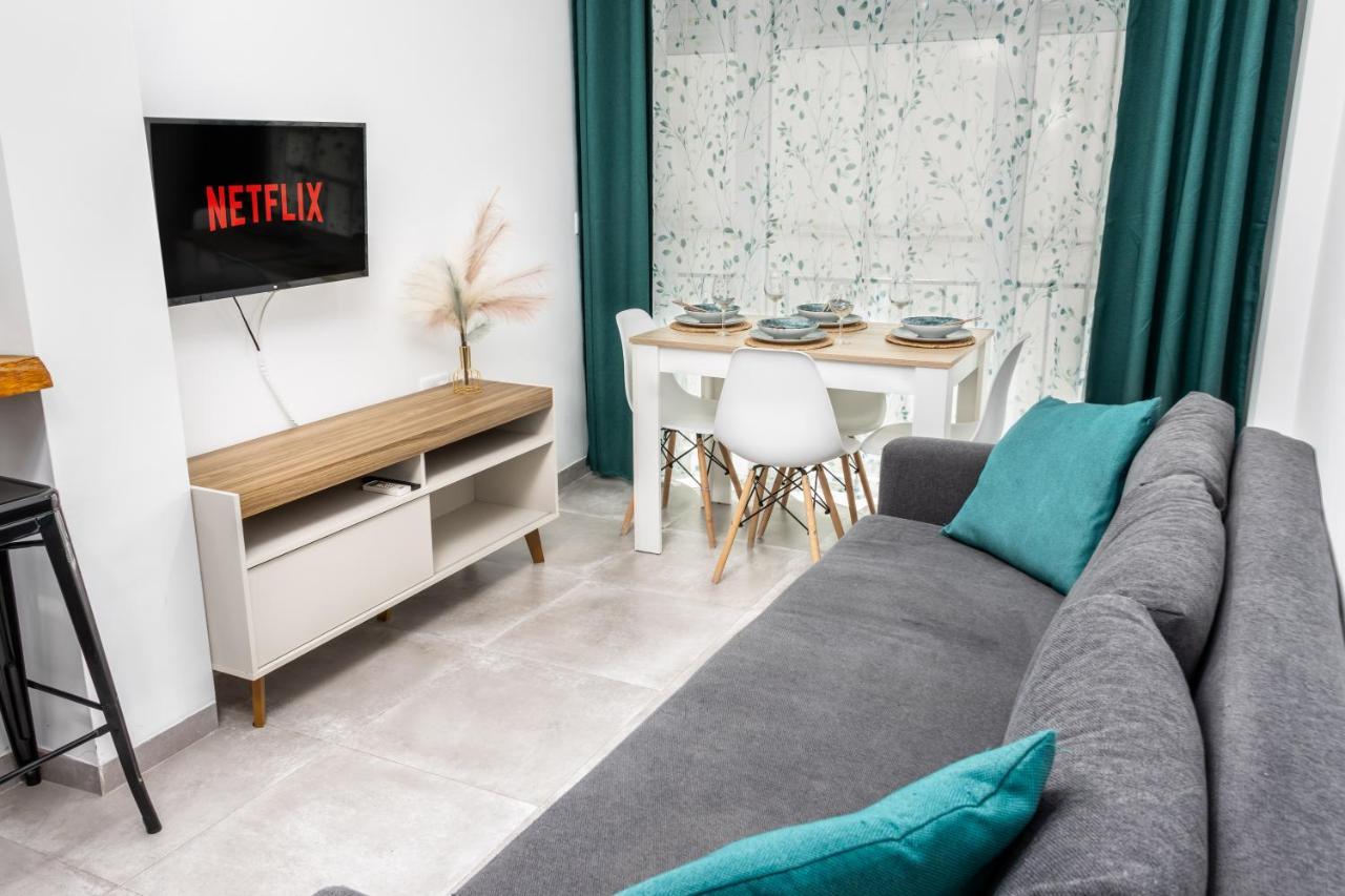Lineros Apartment
